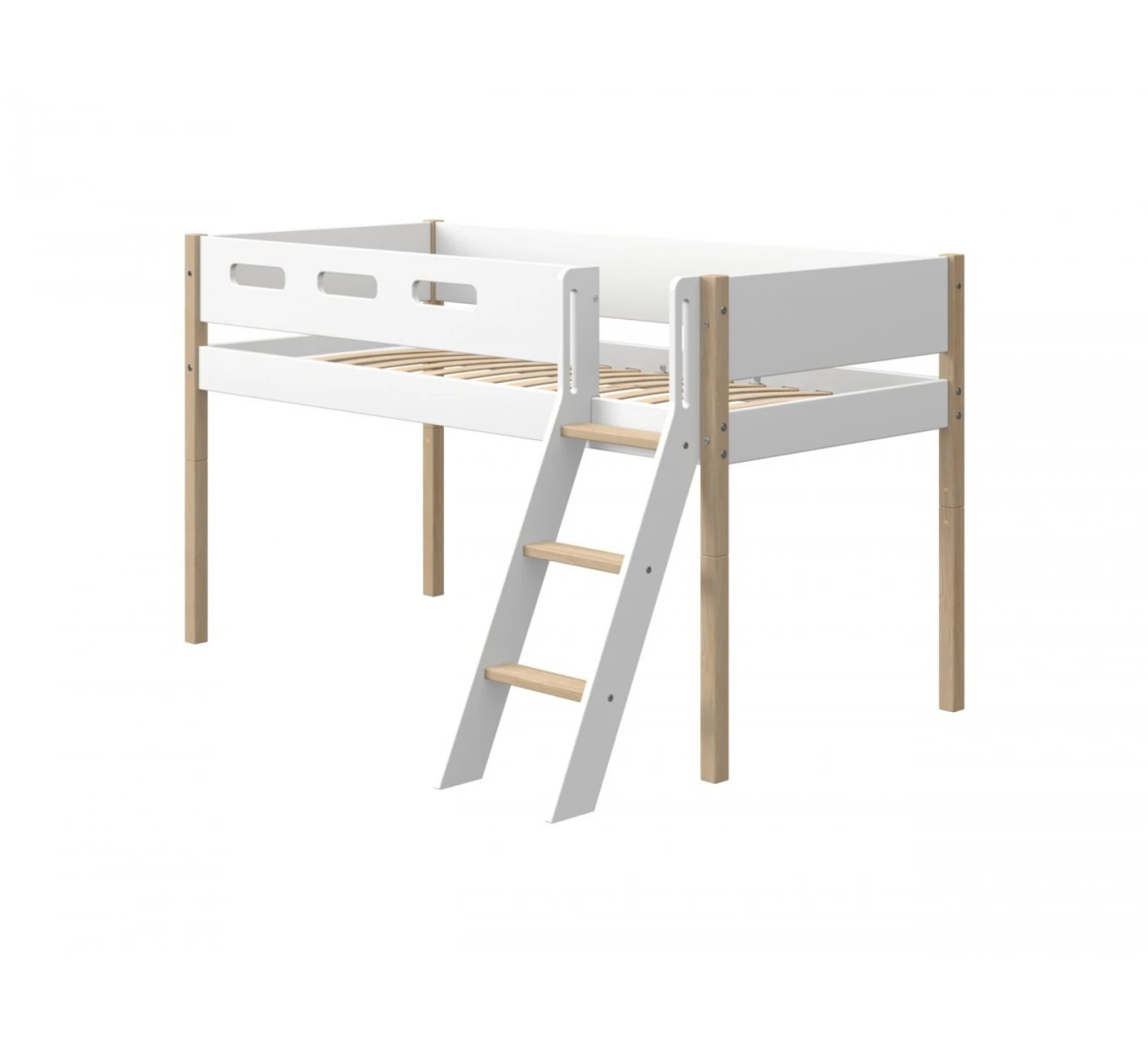 Nor Halfhoogslaper Met Schuine Trap 1 Nor Halfhoogslaper Met Schuine Trap